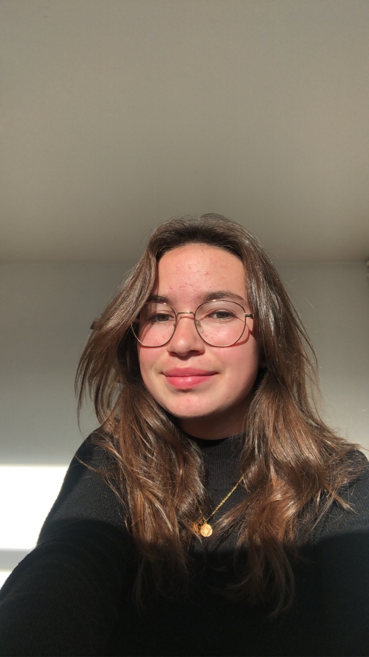 Photo candidat Esther B.